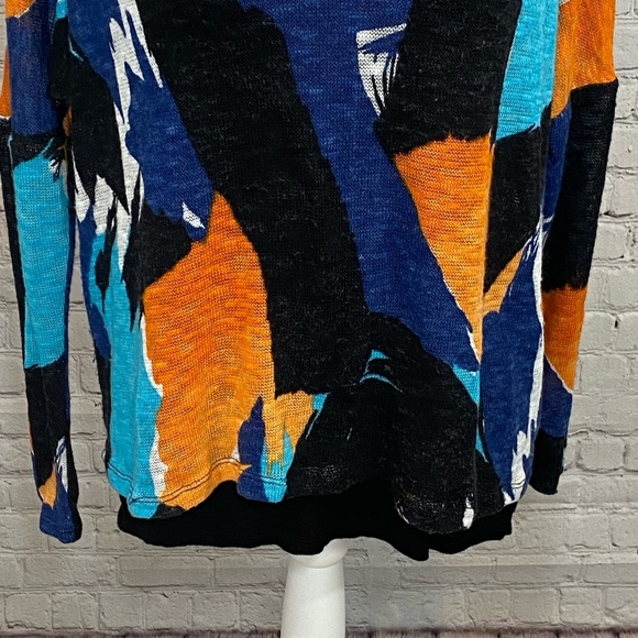 CHELSEA & THEODORE Knit Top with Attached Tank - Picture 4 of 5